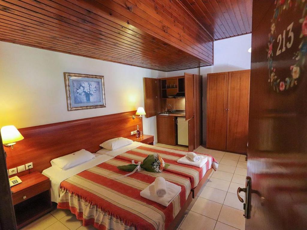 Spa Hotel Alex Loutra Edipsou  Bagian luar foto